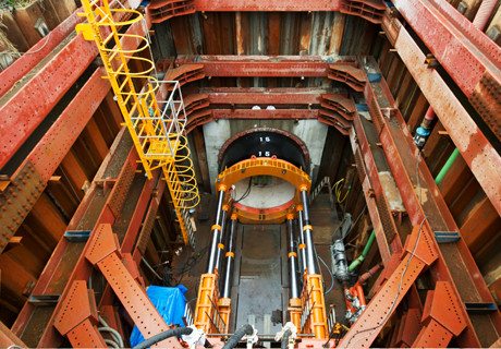 新川都市下水路築造工事