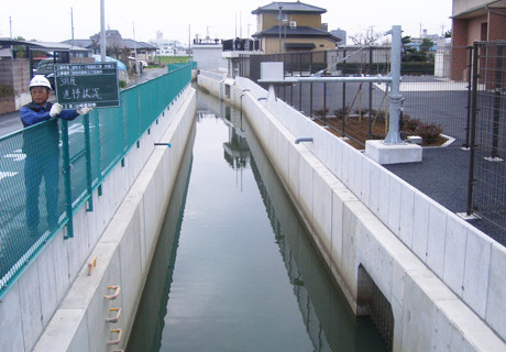 東町ポンプ場建設工事(水路工事)