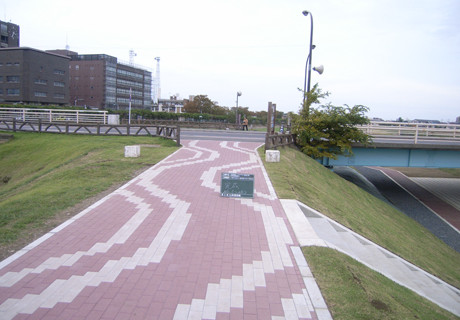 水辺再生100プラン推進工事(遊歩道整備工事)
