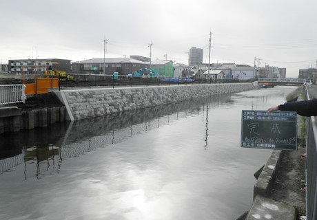 総簡加)社会資本整備総合交付金(河川)工事(護岸工)