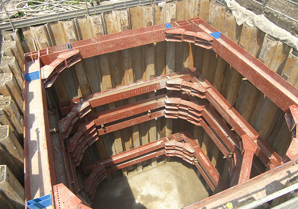 新川都市下水路築造工事