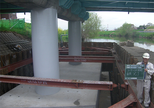 橋梁耐震整備工事（新平和橋）