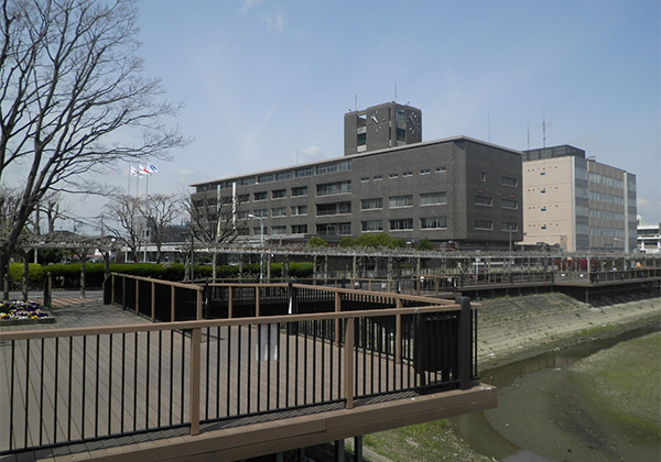 葛西用水ウッドデッキ整備工事