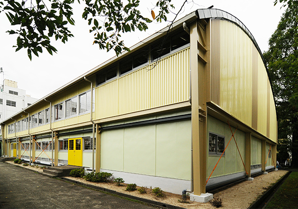 三郷市立桜小学校屋内運動場耐震補強等工事